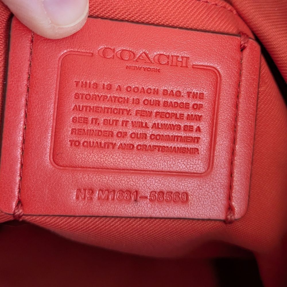 Coach Taylor pink red coral zipper clasp shoulder bag tote - Picture 15 of 16